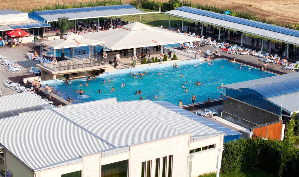 Hotel New Star Скопье Экстерьер фото