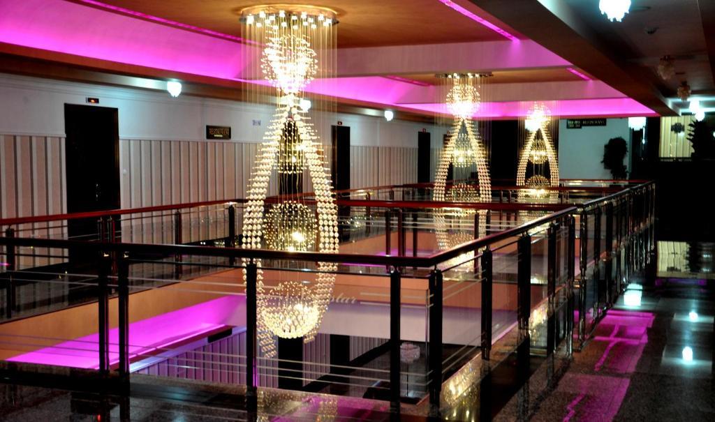 Hotel New Star Скопье Экстерьер фото